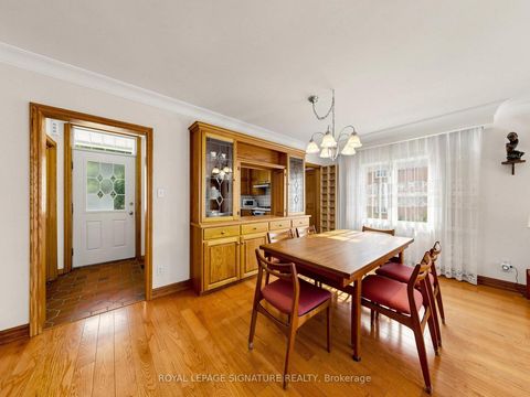 Photo 8 at 8 Ternhill Crescent, Don Mills, Toronto