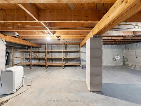 Photo 34 at 8 Ternhill Crescent, Don Mills, Toronto