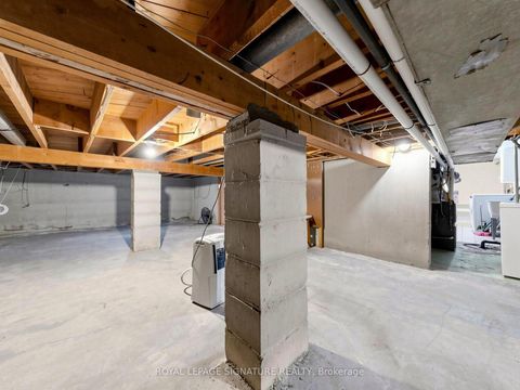 Photo 35 at 8 Ternhill Crescent, Don Mills, Toronto