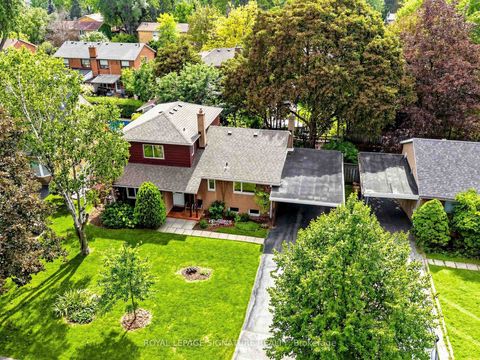 Photo 45 at 8 Ternhill Crescent, Don Mills, Toronto