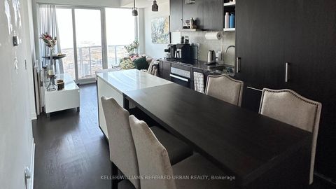Photo 5 at 7105 - 88 Harbour Street, Waterfront Communities C1, Toronto