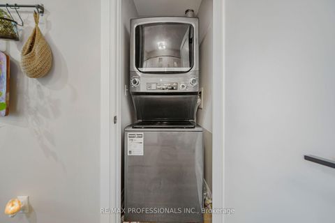 Photo 30 at 211 - 3531 Lake Shore Boulevard W, Long Branch, Toronto