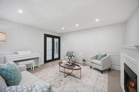 Photo 4 at 4 Simmons Crescent, Aurora Highlands, Aurora