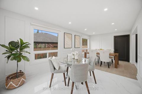Photo 7 at 4 Simmons Crescent, Aurora Highlands, Aurora