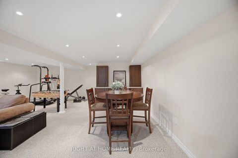 Photo 35 at 4 Simmons Crescent, Aurora Highlands, Aurora