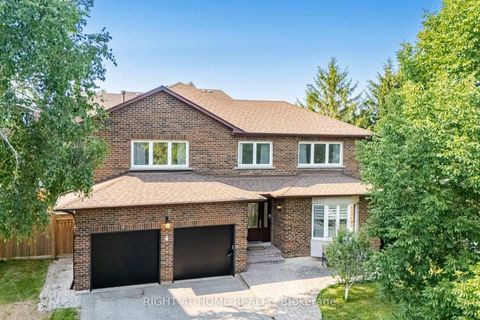 Photo 47 at 4 Simmons Crescent, Aurora Highlands, Aurora