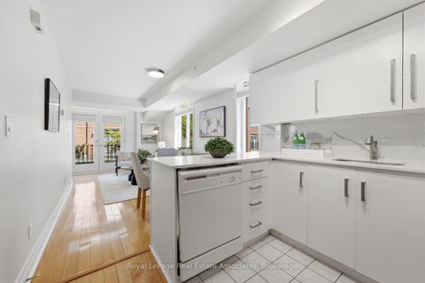 Photo 10 at 206 - 415 Jarvis Street, South St. James Town, Toronto