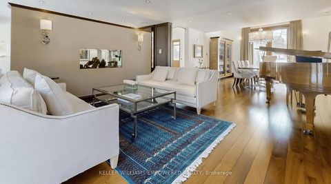 Photo 12 at 43 Woodland Acres Crescent, Rural Vaughan, Vaughan