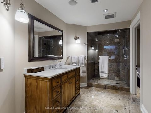 Photo 44 at 43 Woodland Acres Crescent, Rural Vaughan, Vaughan