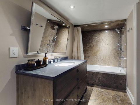Photo 46 at 43 Woodland Acres Crescent, Rural Vaughan, Vaughan