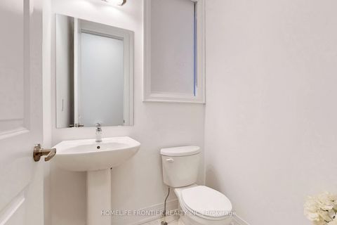 Photo 30 at 40 Chiara Rose Lane, Oak Ridges, Richmond Hill