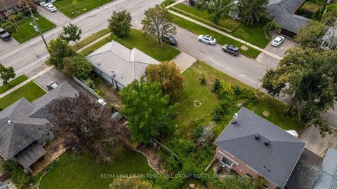 Photo 3 at 3 Blue Mound Drive, Wellington, Barrie