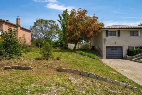 Photo 5 at 3 Blue Mound Drive, Wellington, Barrie