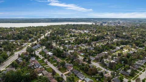 Photo 8 at 3 Blue Mound Drive, Wellington, Barrie
