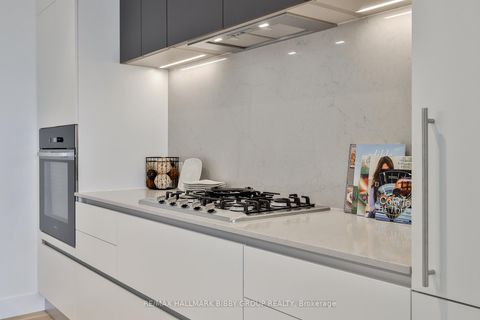 Photo 13 at 409 - 1414 Bayview Avenue, Mount Pleasant East, Toronto