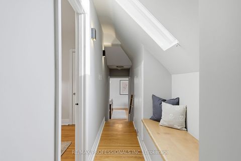 Photo 17 at 38 Ballacaine Drive, Queensway, Toronto