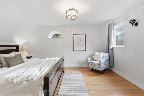 Photo 19 at 38 Ballacaine Drive, Queensway, Toronto