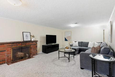 Photo 30 at 38 Ballacaine Drive, Queensway, Toronto