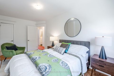 Photo 10 at 397 Strathmore Boulevard, Danforth, Toronto