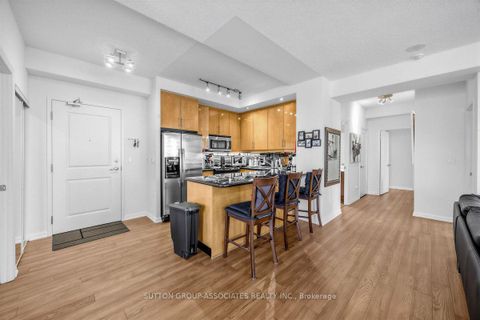Photo 10 at 1603 - 628 Fleet Street, Niagara, Toronto