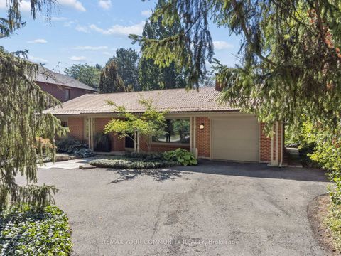 Photo 2 at 238 Mill Street, Mill Pond, Richmond Hill