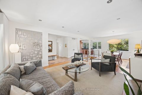 Photo 6 at 238 Mill Street, Mill Pond, Richmond Hill