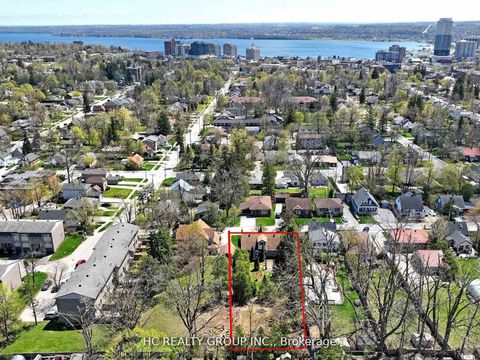 Photo 3 at 10 NORTH Street, Wellington, Barrie