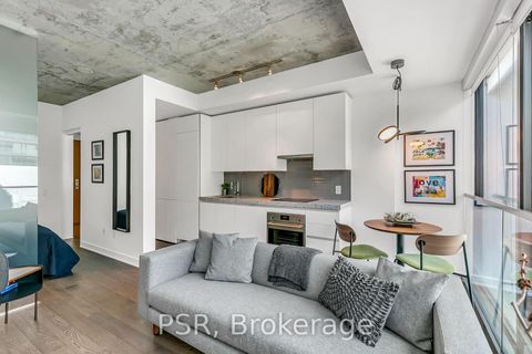Photo 7 at 620 - 629 King Street W, Waterfront Communities C1, Toronto
