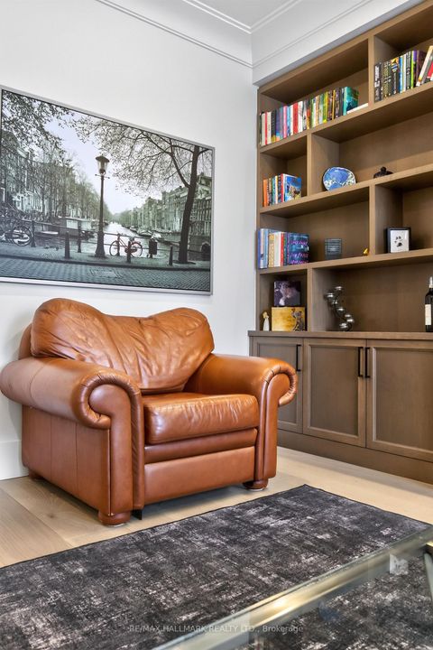 Photo 7 at 21 Allenwood Crescent, Bayview Village, Toronto