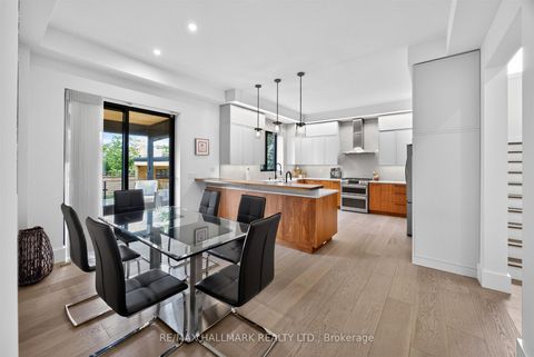 Photo 8 at 21 Allenwood Crescent, Bayview Village, Toronto