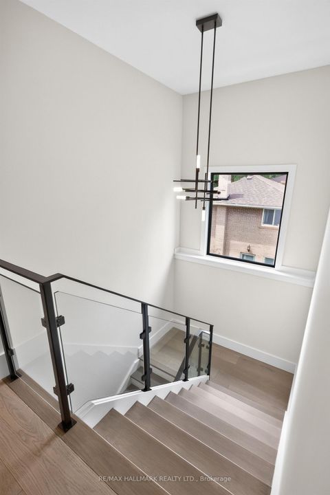 Photo 19 at 21 Allenwood Crescent, Bayview Village, Toronto