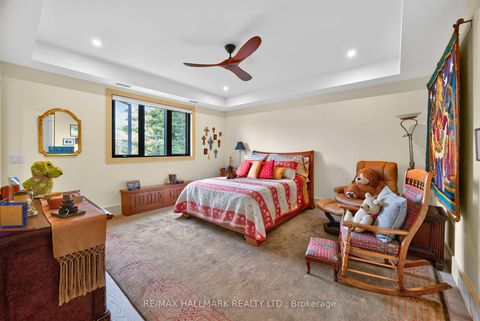 Photo 26 at 21 Allenwood Crescent, Bayview Village, Toronto