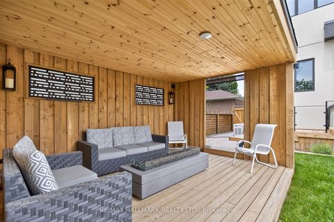 Photo 46 at 21 Allenwood Crescent, Bayview Village, Toronto