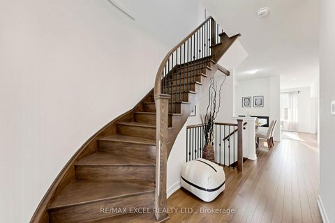 Photo 25 at 66 Mountainside Crescent, Rolling Acres, Whitby