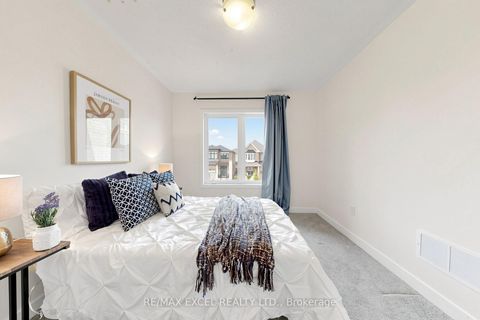 Photo 32 at 66 Mountainside Crescent, Rolling Acres, Whitby
