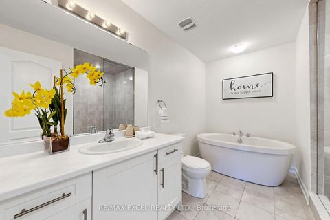 Photo 39 at 66 Mountainside Crescent, Rolling Acres, Whitby