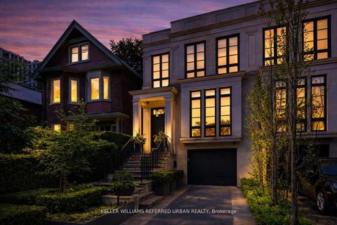 Photo 1 at 130 B Farnham Avenue, St. Clair, Toronto