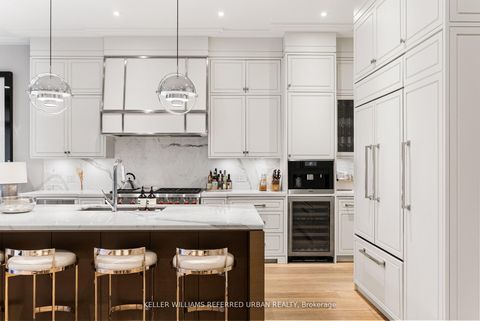 Photo 14 at 130 B Farnham Avenue, St. Clair, Toronto