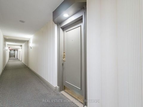 Photo 2 at 624 - 1091 Kingston Road, Cliffside, Toronto