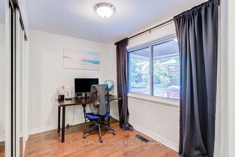 Photo 4 at 24 Wiley Avenue, East York, Toronto