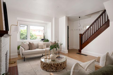 Photo 3 at 31 Russett Avenue, Junction, Toronto