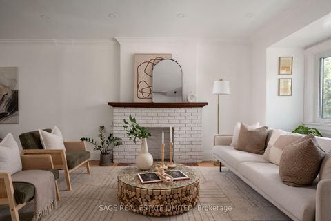 Photo 4 at 31 Russett Avenue, Junction, Toronto