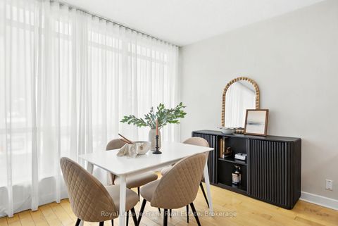 Photo 10 at M24 - 350 Wellington Street W, Waterfront Communities C1, Toronto