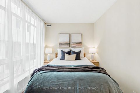 Photo 17 at M24 - 350 Wellington Street W, Waterfront Communities C1, Toronto