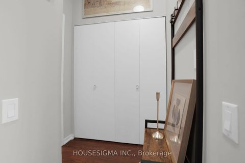 Photo 11 at 515 - 30 Canterbury Place, Willowdale West, Toronto
