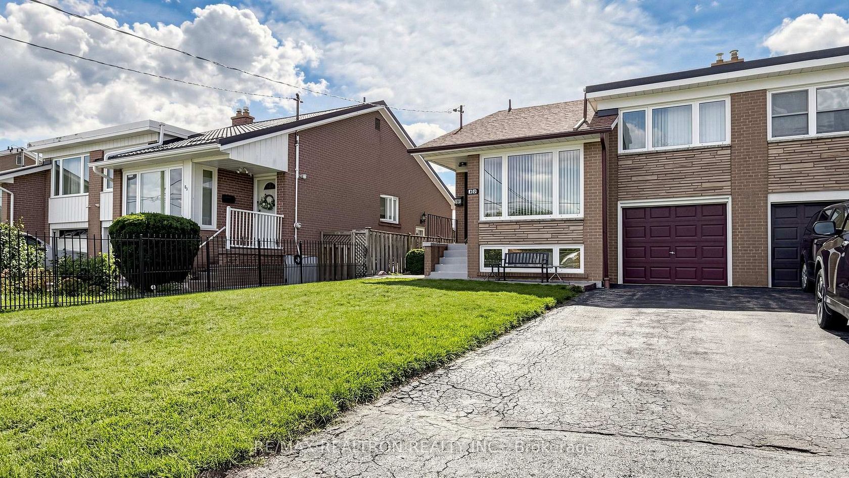 80 Frankton Crescent, York University Heights, Toronto photo 5