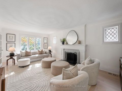 Photo 4 at 26 Vesta Drive, Forest Hill South, Toronto