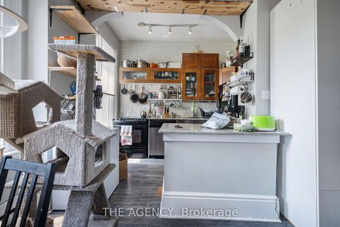 Photo 14 at 31 Rose Avenue, South St. James Town, Toronto