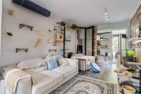 Photo 15 at 31 Rose Avenue, South St. James Town, Toronto