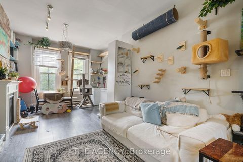 Photo 16 at 31 Rose Avenue, South St. James Town, Toronto